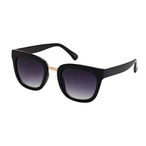 Oversized Wing Wayfarer Sunglasses